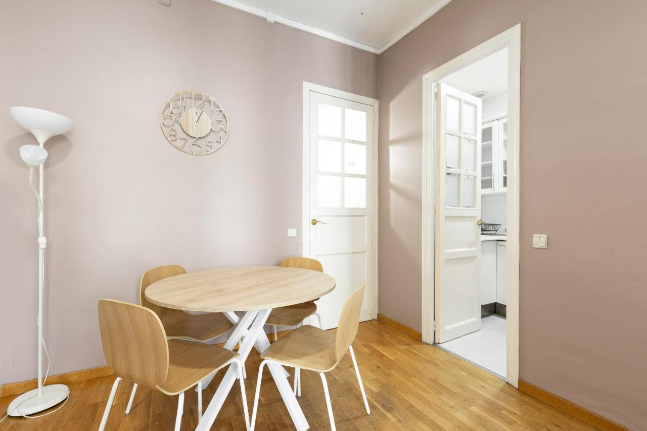 Stay U-nique Apartments Consell Barcelone Extérieur photo