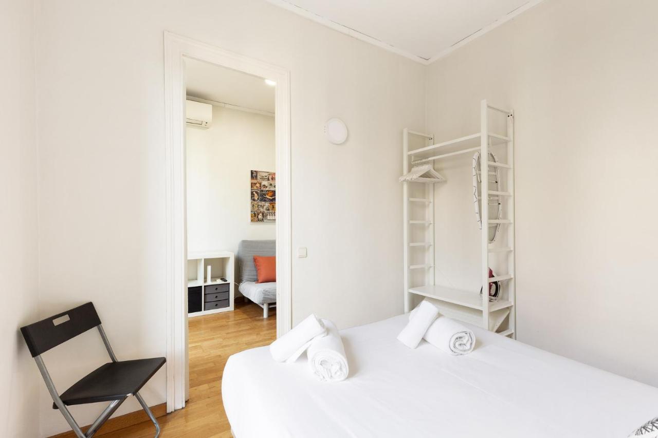 Stay U-nique Apartments Consell Barcelone Extérieur photo