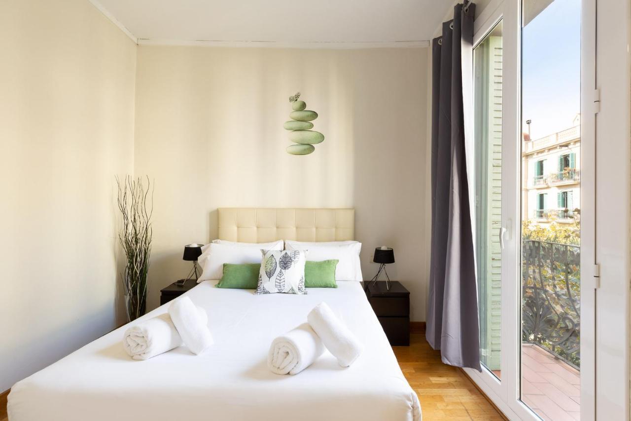 Stay U-nique Apartments Consell Barcelone Extérieur photo