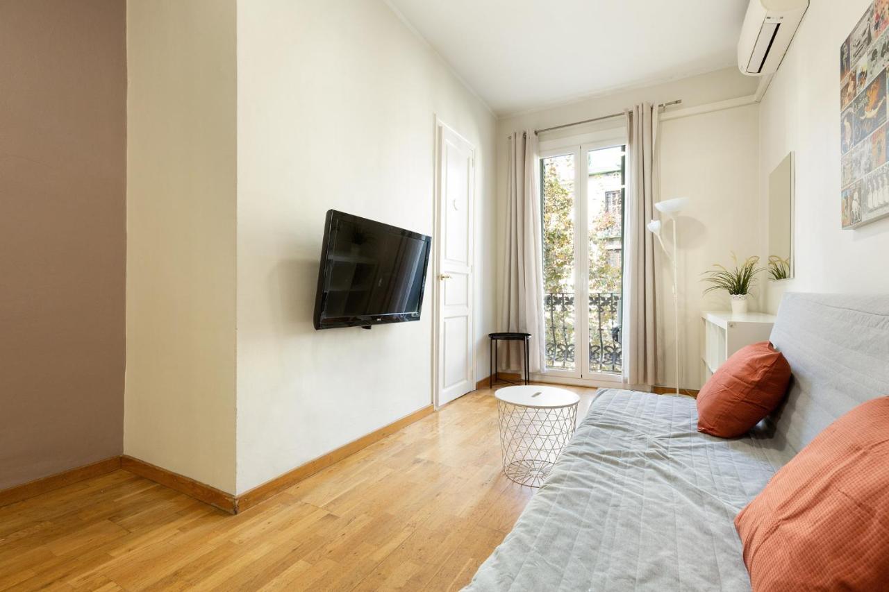 Stay U-nique Apartments Consell Barcelone Extérieur photo